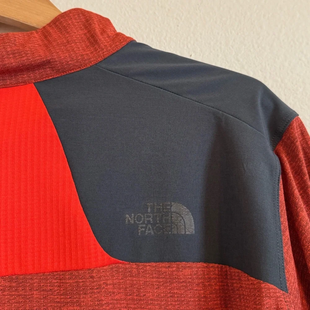 The North Face Flash Dry Men’s Lightweight Performance Shirt
